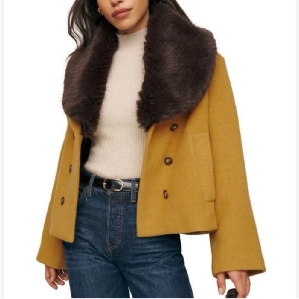 NWOT Reformation Scarlet Jacket with Faux Fur Collar // Size XL